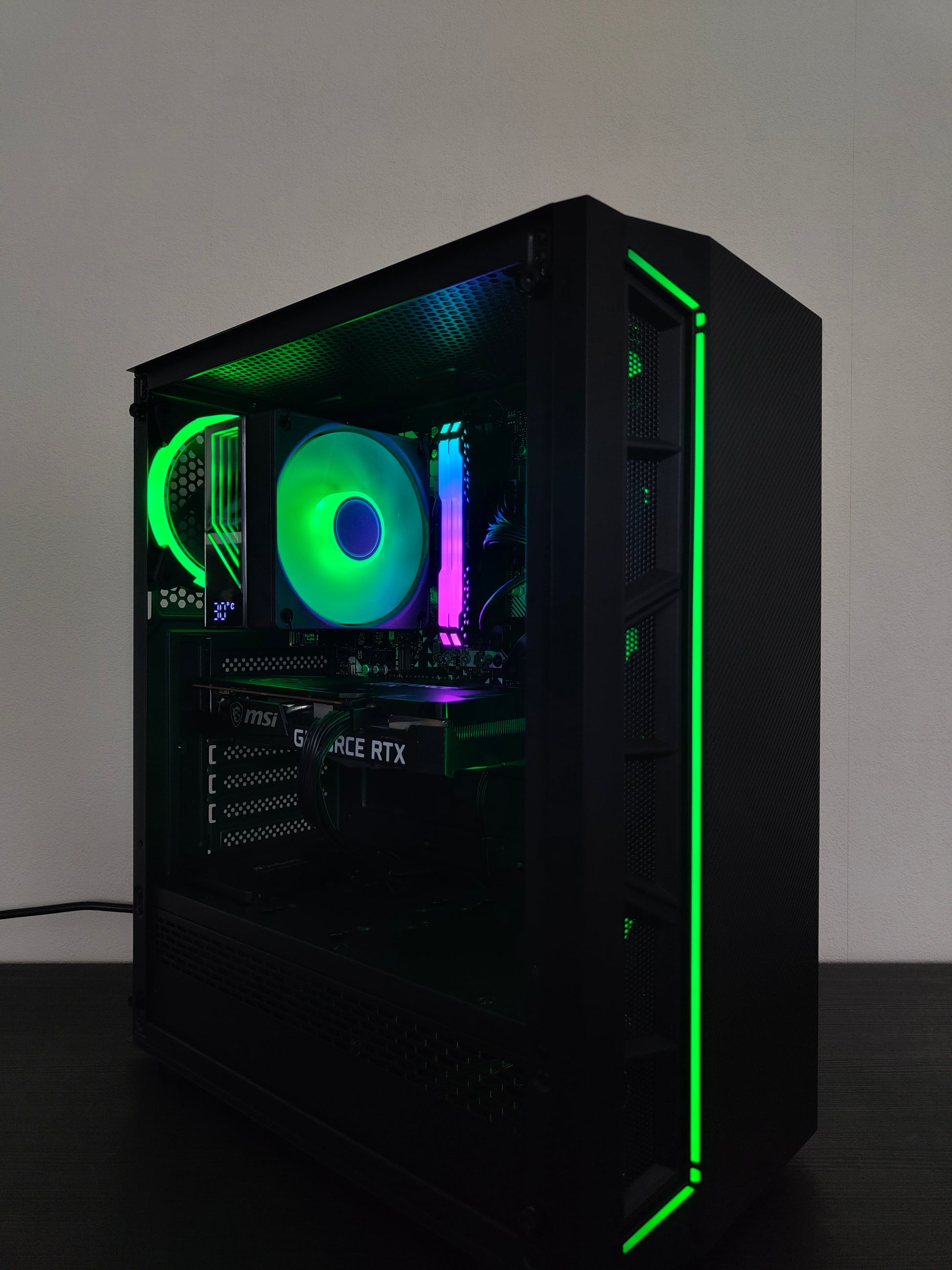 Gaming PC R5 | RTX 3060 12GB | 16 GB DDR4 | SSD | WLAN | RGB | GARANTIE