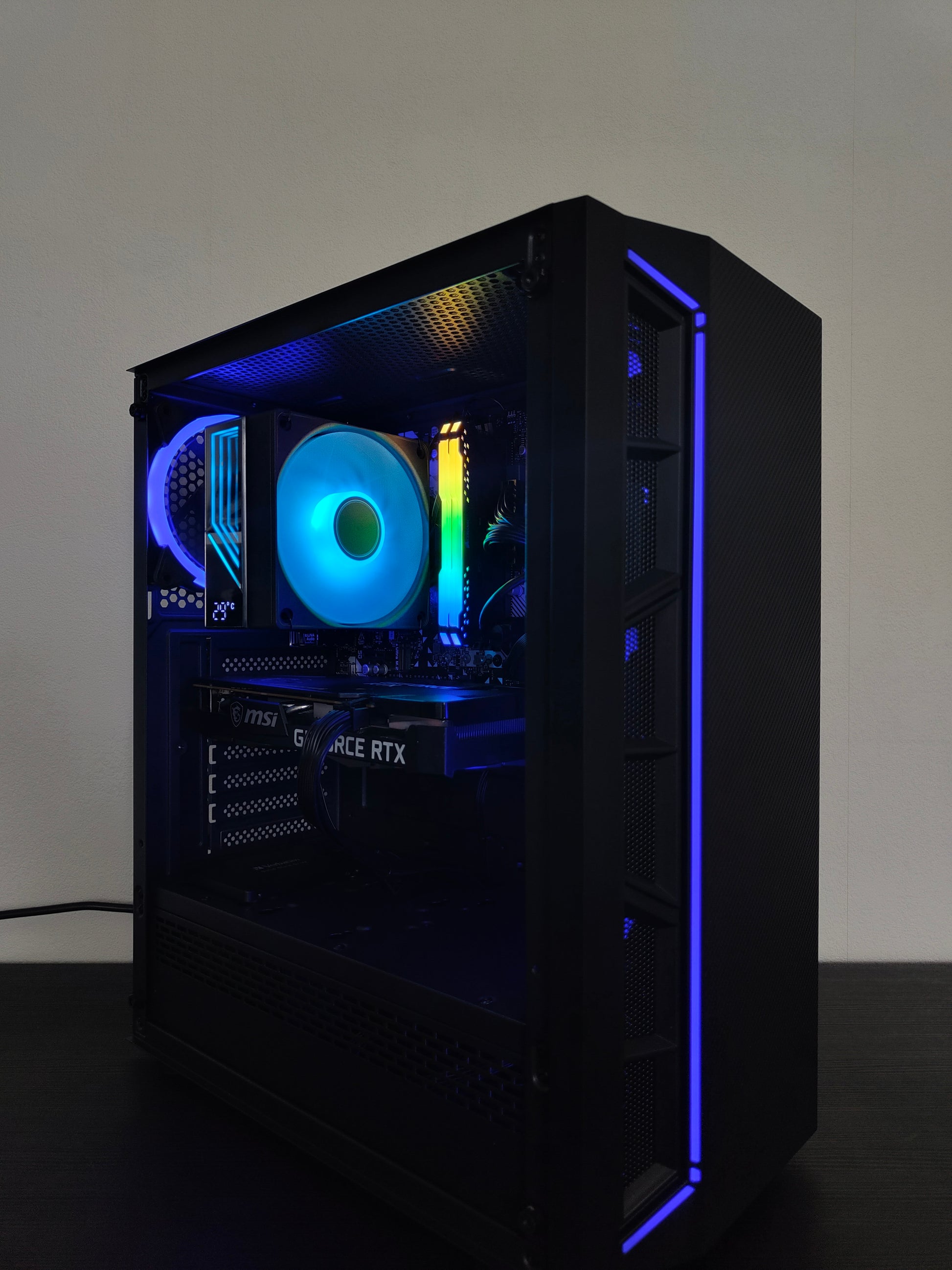Gaming PC R5 | RTX 3060 12GB | 16 GB DDR4 | SSD | WLAN | RGB | GARANTIE