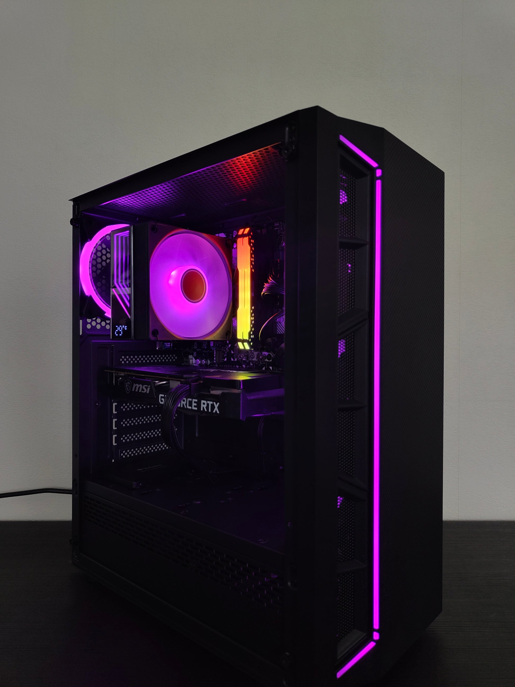 Gaming PC R5 | RTX 3060 12GB | 16 GB DDR4 | SSD | WLAN | RGB | GARANTIE