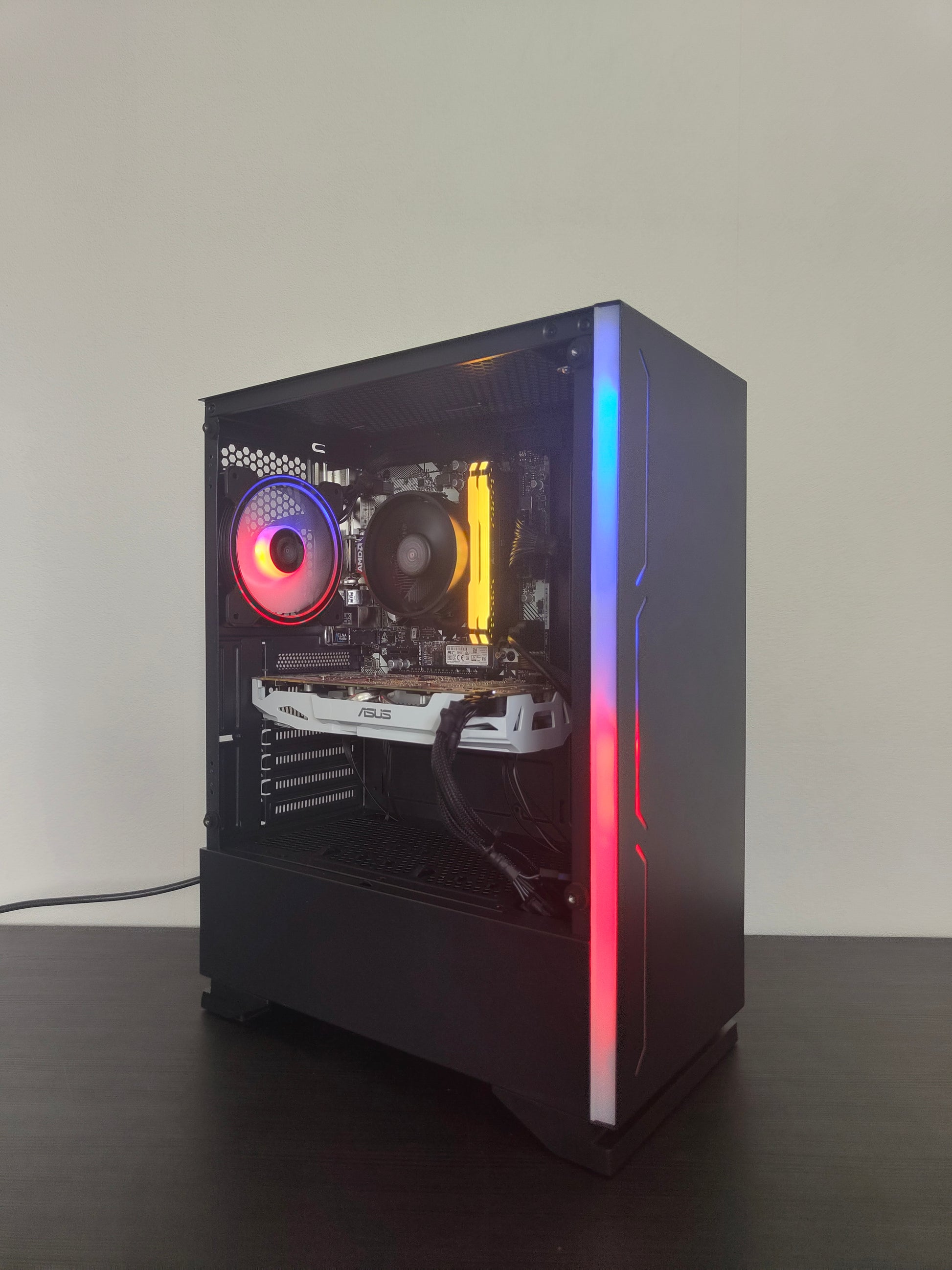 Gaming PC R5 | GTX 1070 8GB | 16 GB DDR4 | SSD | WLAN | RGB | GARANTIE
