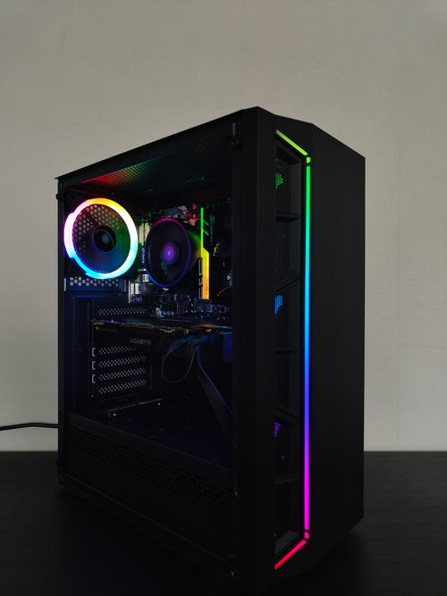 Gaming PC R5 | RTX 2070 8GB | 16 GB DDR4 | SSD | WLAN | RGB | GARANTIE