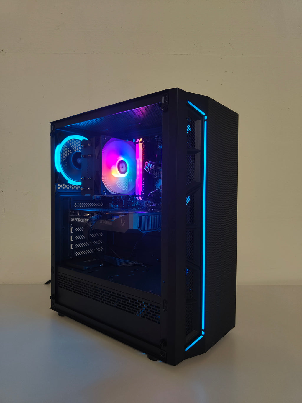 Gaming PC R5 | RTX 5060 8GB | 16 GB DDR4 | SSD | WLAN | RGB | GARANTIE