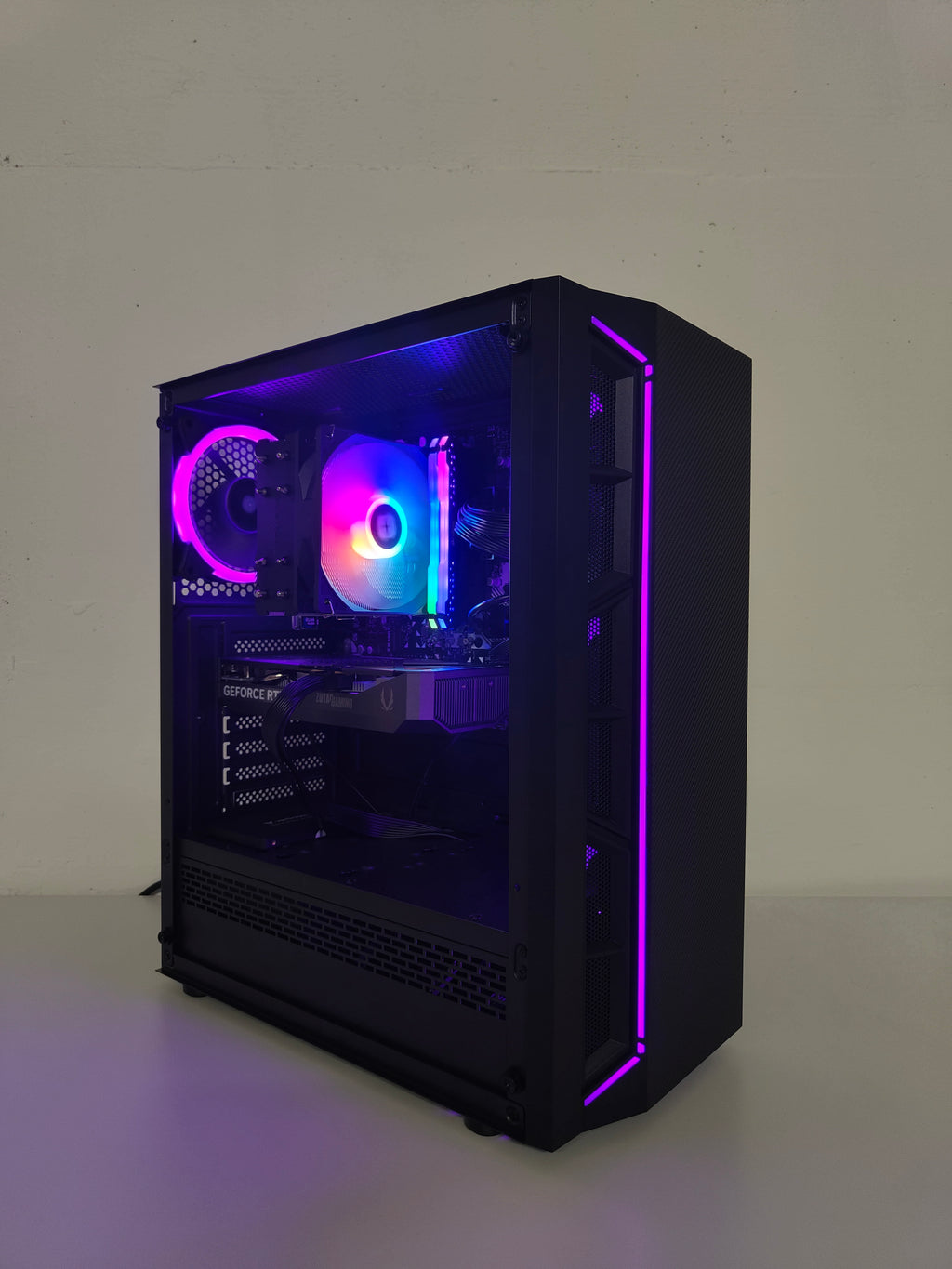 Gaming PC R5 | RTX 5060 8GB | 16 GB DDR4 | SSD | WLAN | RGB | GARANTIE