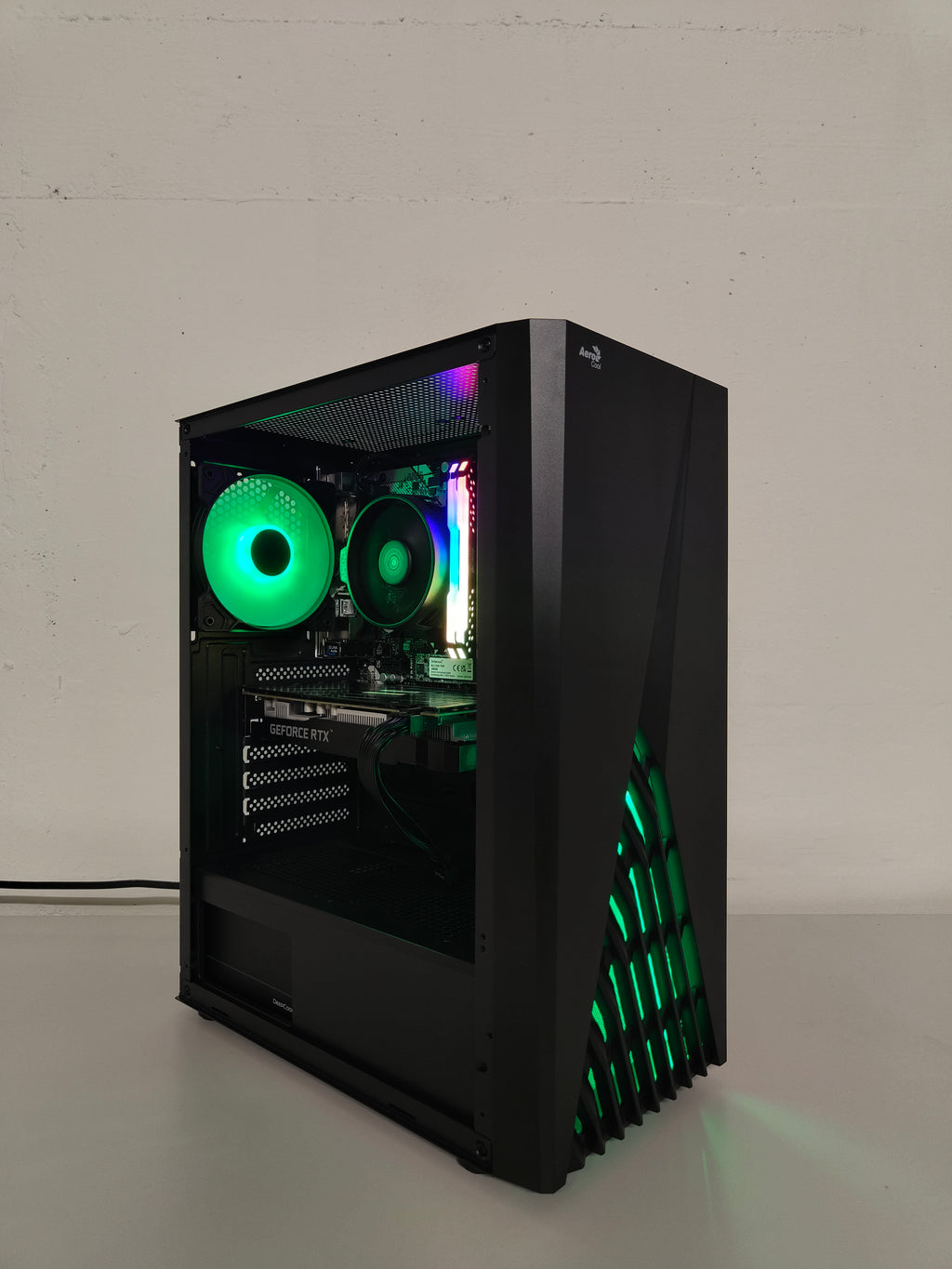 Gaming PC R5 | RTX 2060 6GB | 16 GB DDR4 | SSD | WLAN | RGB | GARANTIE