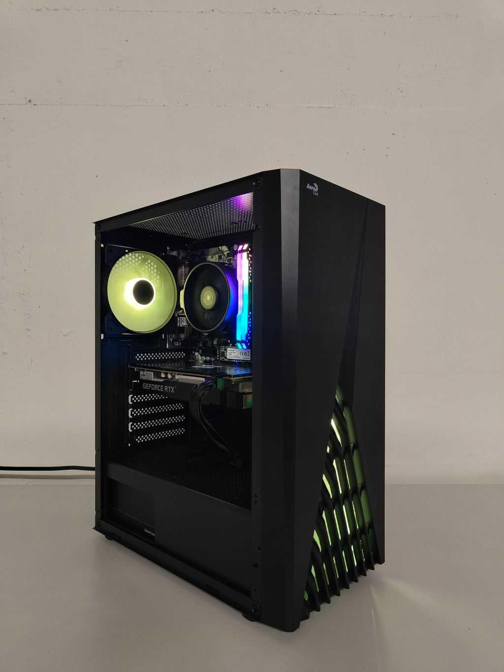 Gaming PC R5 | RTX 2060 6GB | 16 GB DDR4 | SSD | WLAN | RGB | GARANTIE