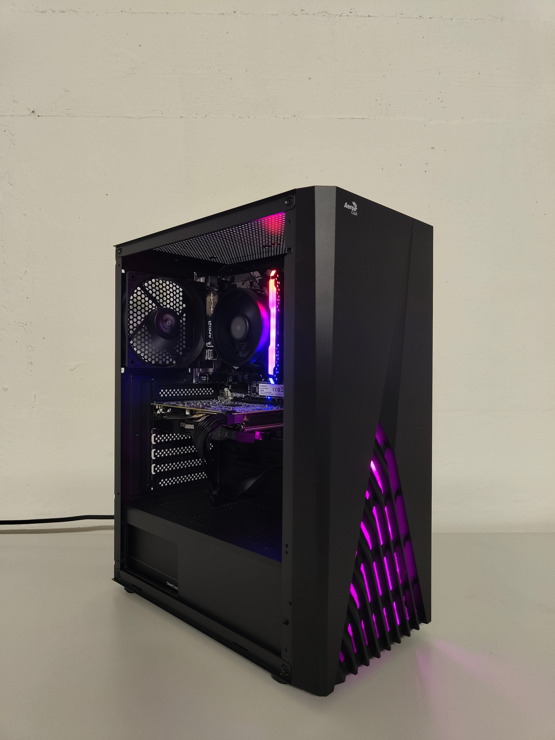 Gaming PC R5 | GTX 1660S 6GB | 16 GB DDR4 | SSD | WLAN | RGB | GARANTIE