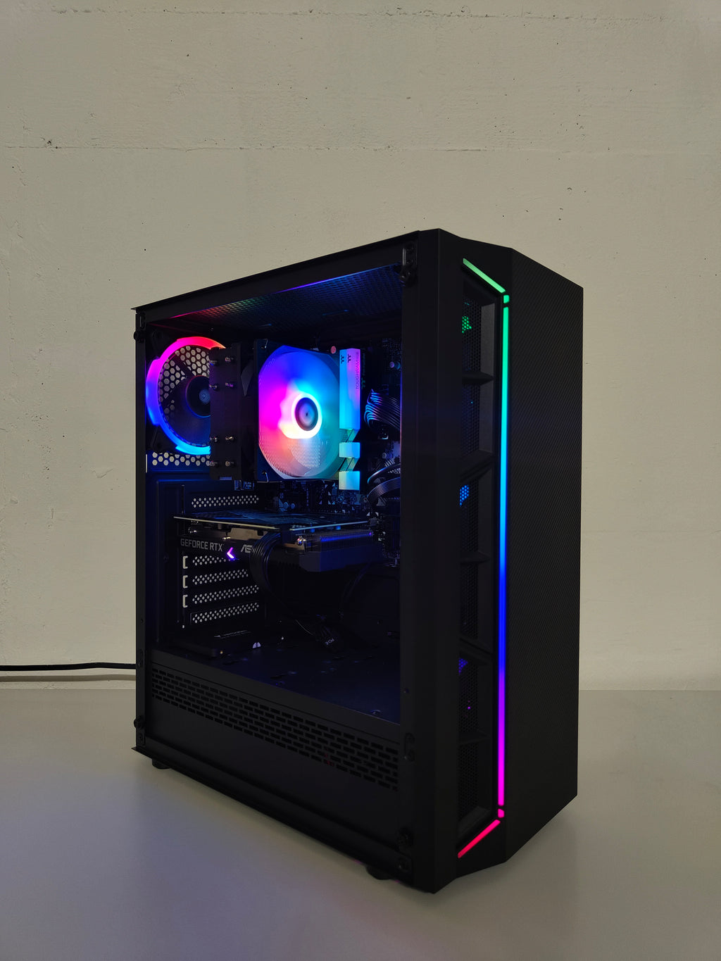 Gaming PC R5 | RTX 3060 12GB | 16 GB DDR4 | SSD | WLAN | RGB | GARANTIE