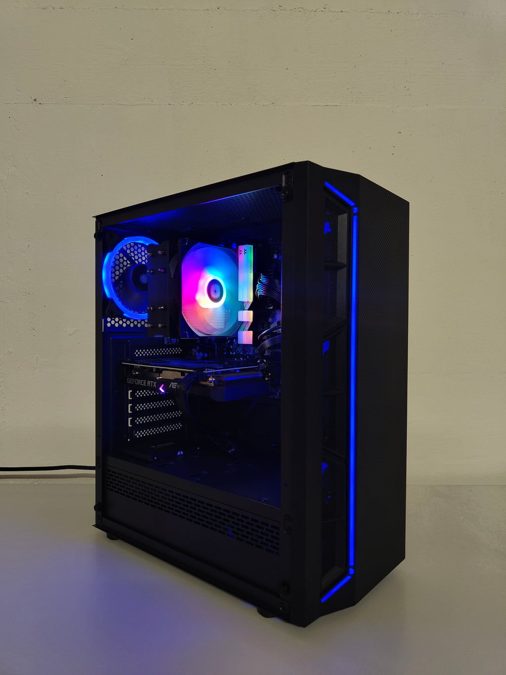 Gaming PC R5 | RTX 3060 12GB | 16 GB DDR4 | SSD | WLAN | RGB | GARANTIE
