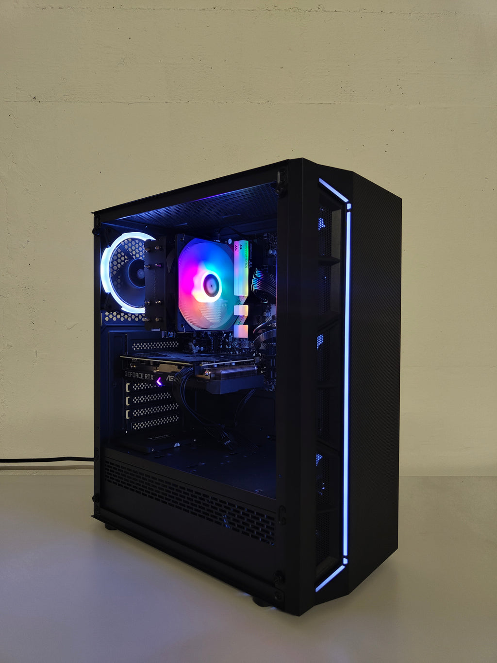 Gaming PC R5 | RTX 3060 12GB | 16 GB DDR4 | SSD | WLAN | RGB | GARANTIE