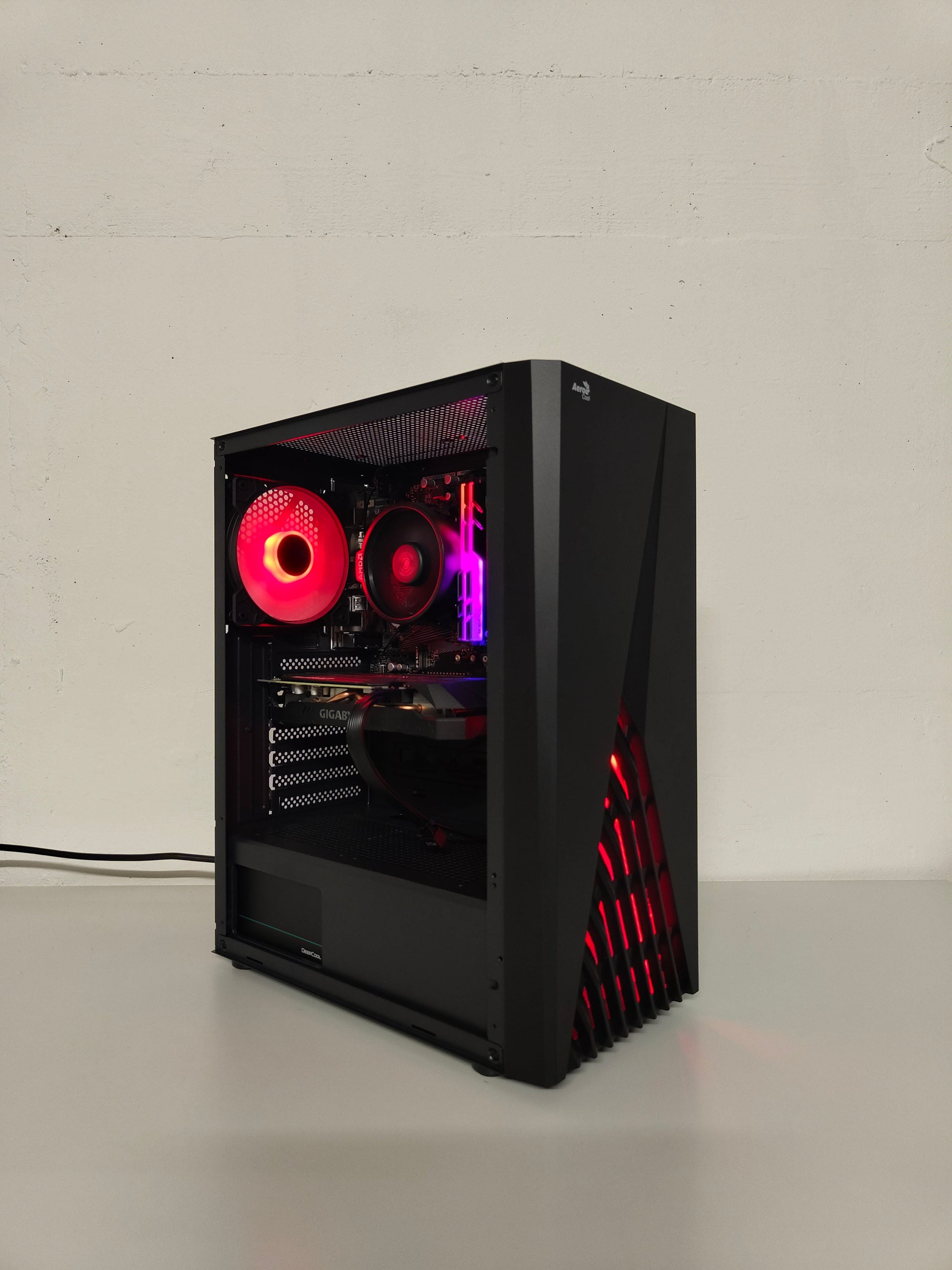 Gaming PC R5 | RTX 2060 6GB | 16 GB DDR4 | SSD | WLAN | RGB | GARANTIE