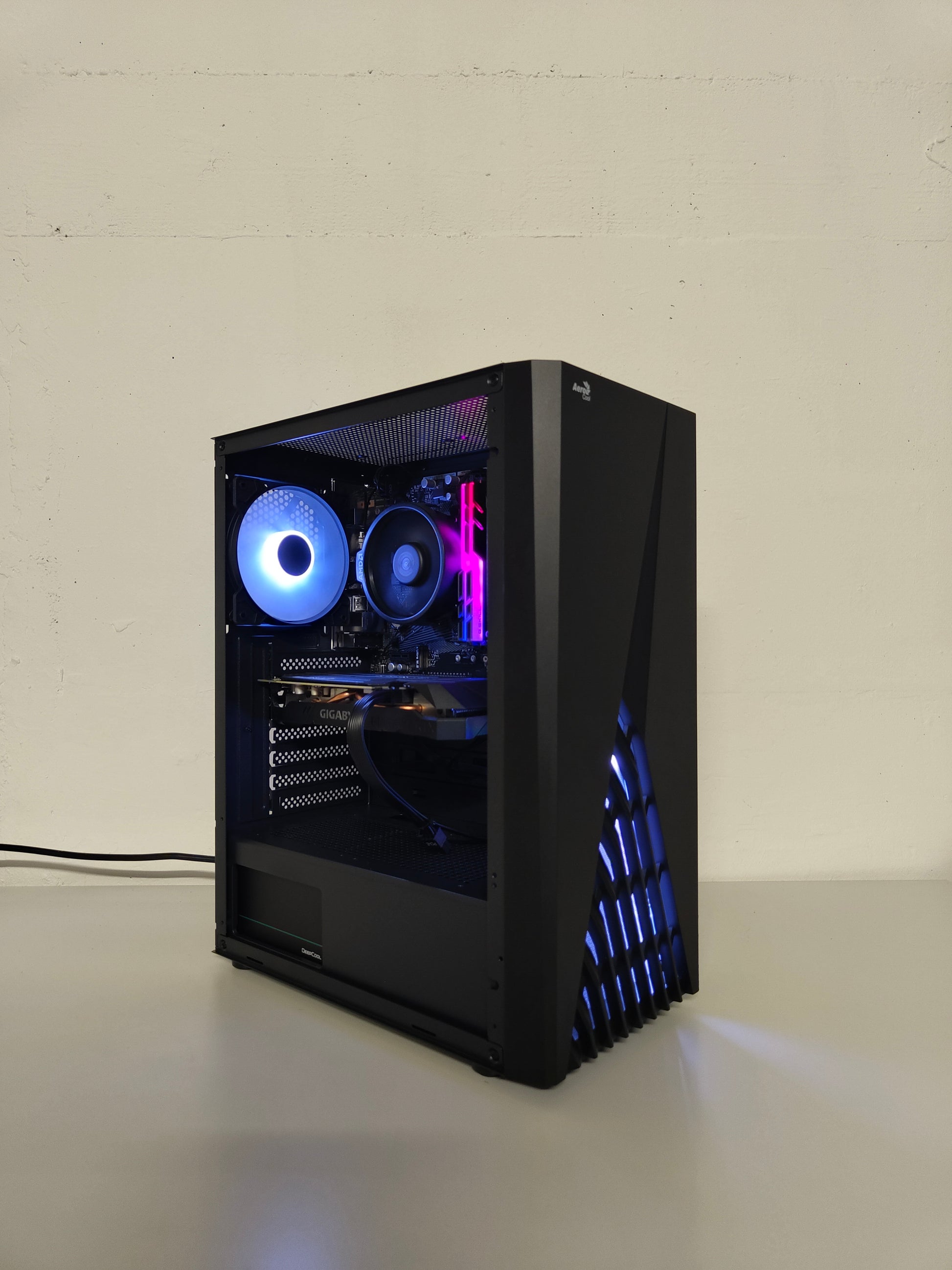 Gaming PC R5 | RTX 2060 6GB | 16 GB DDR4 | SSD | WLAN | RGB | GARANTIE