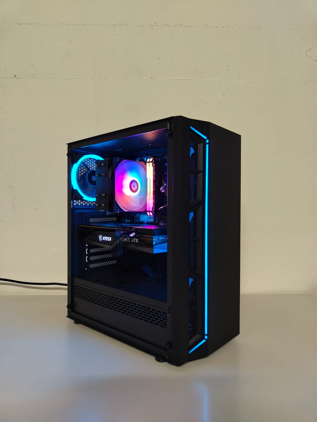 Gaming PC R5 | RTX 3060 12GB | 16 GB DDR4 | SSD | WLAN | RGB | GARANTIE