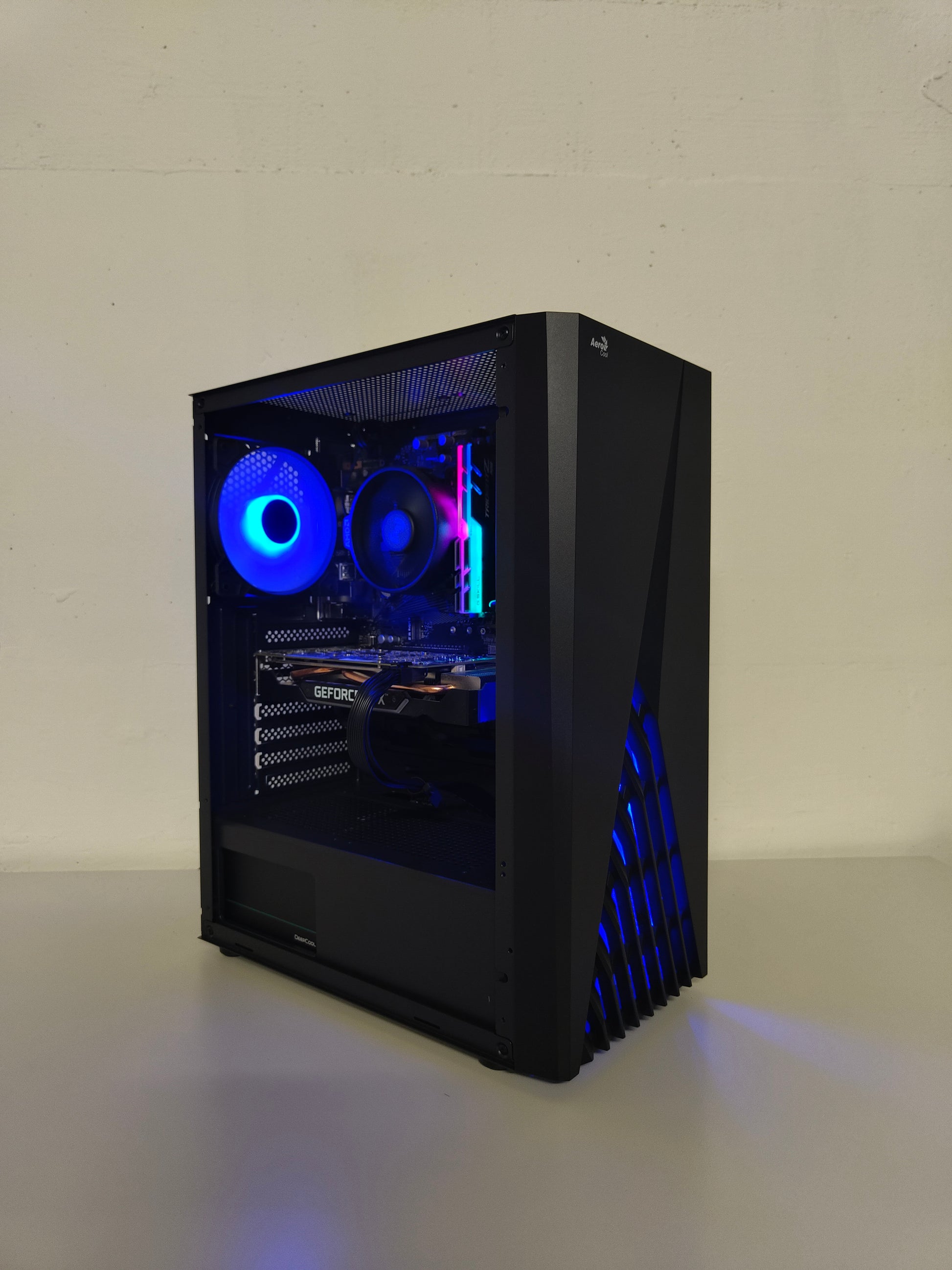 Gaming PC R5 | RTX 2060 6GB | 16 GB DDR4 | SSD | WLAN | RGB | GARANTIE