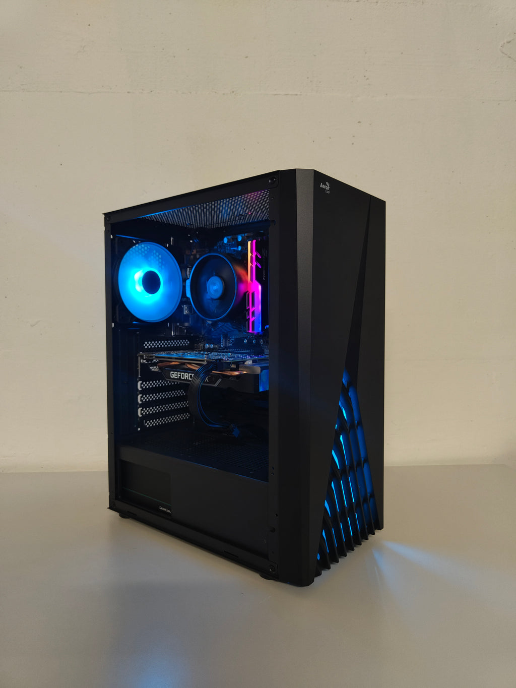 Gaming PC R5 | RTX 2060 6GB | 16 GB DDR4 | SSD | WLAN | RGB | GARANTIE