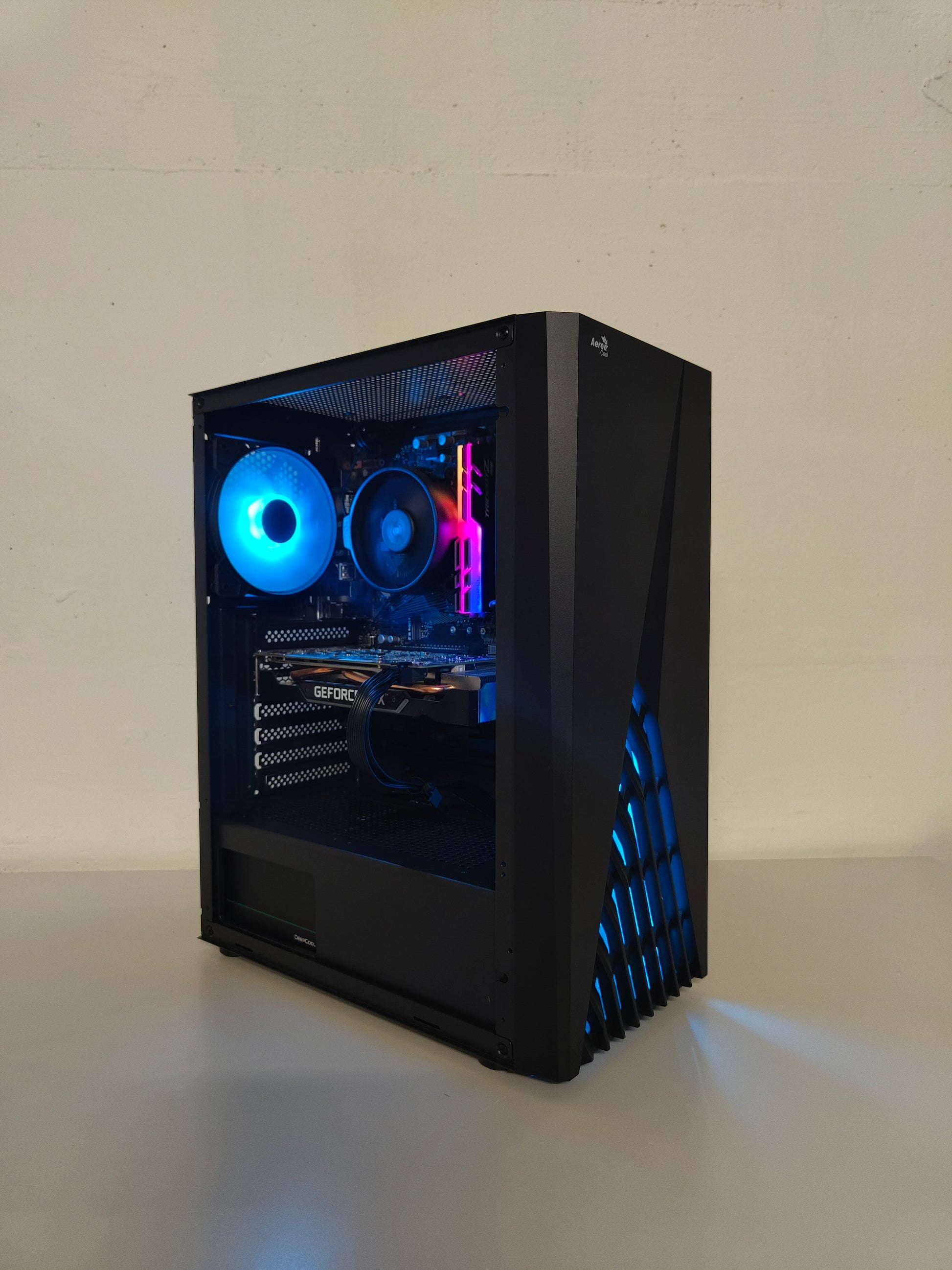Gaming PC R5 | RTX 2060 6GB | 16 GB DDR4 | SSD | WLAN | RGB | GARANTIE