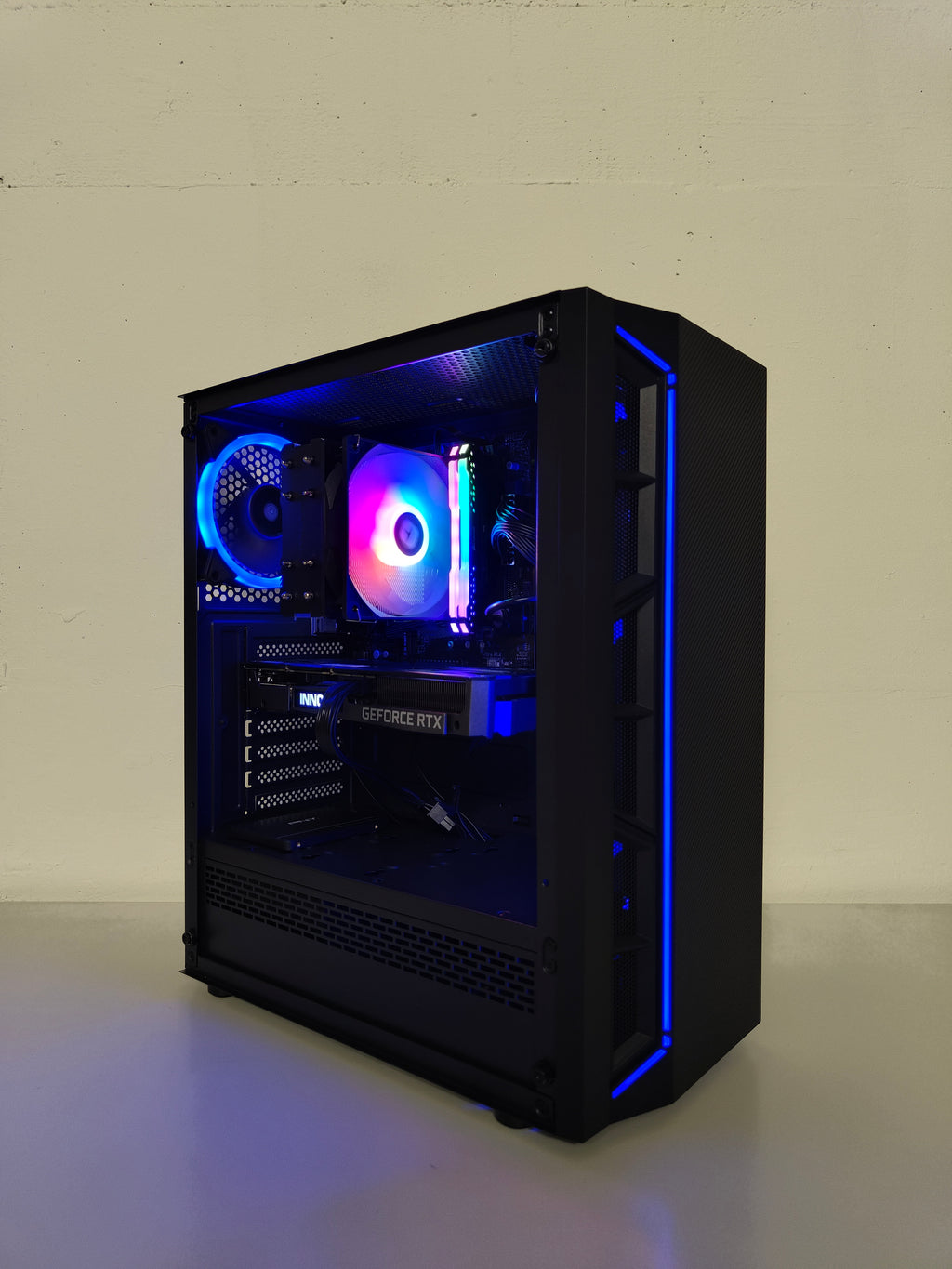 Gaming PC R5 | RTX 3060 12GB | 16 GB DDR4 | SSD | WLAN | RGB | GARANTIE