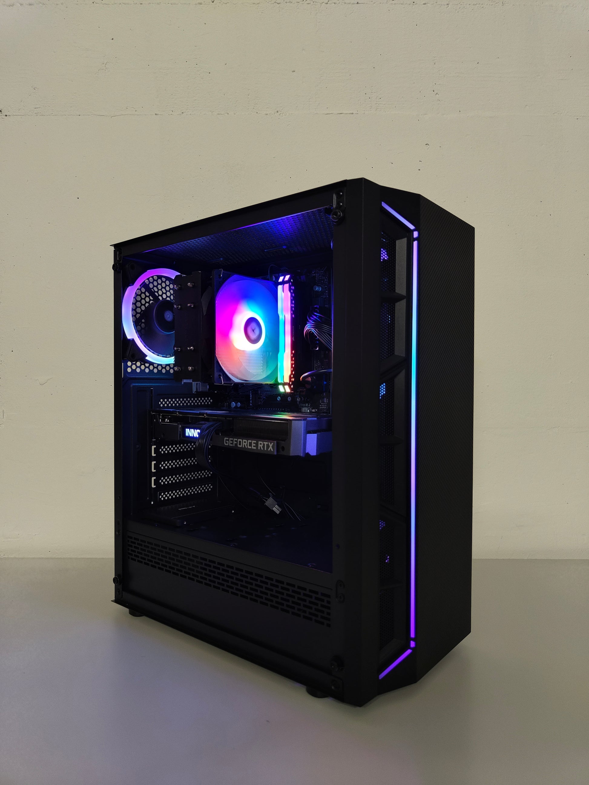 Gaming PC R5 | RTX 3060 12GB | 16 GB DDR4 | SSD | WLAN | RGB | GARANTIE