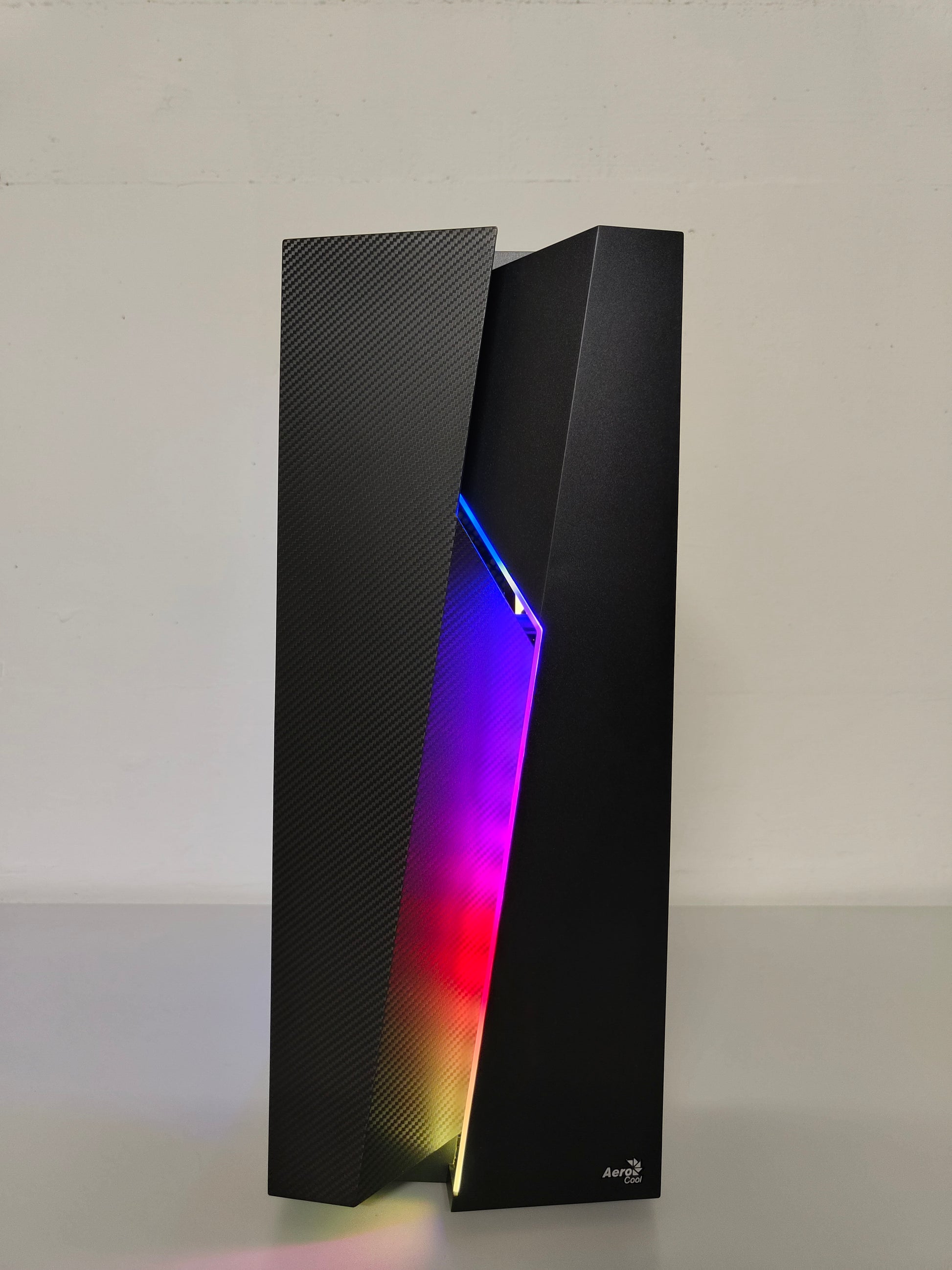 Gaming PC R5 | GTX 1660S 6GB | 16 GB DDR4 | SSD | WLAN | RGB | GARANTIE