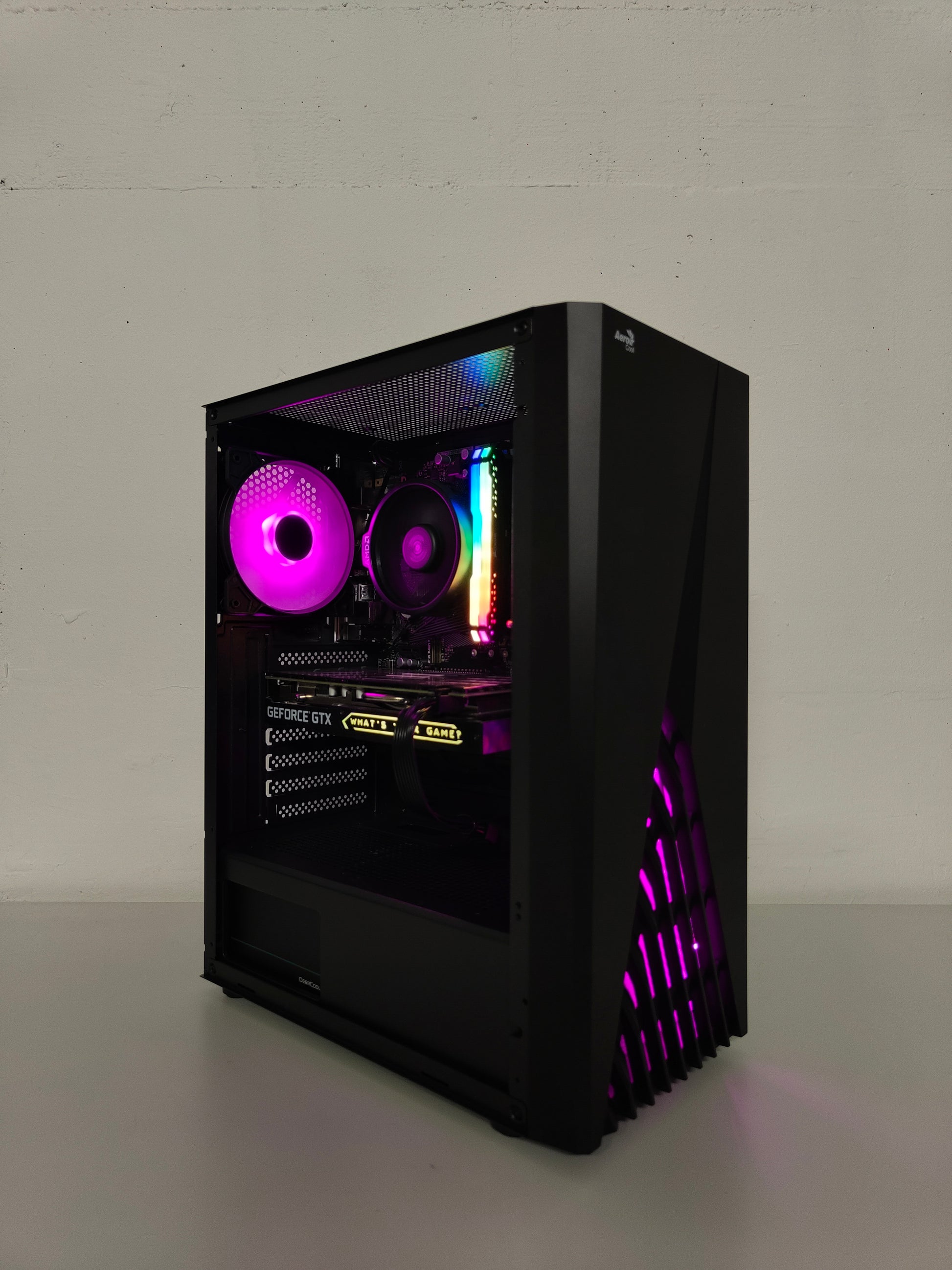 Gaming PC R5 | GTX 1660S 6GB | 16 GB DDR4 | SSD | WLAN | RGB | GARANTIE